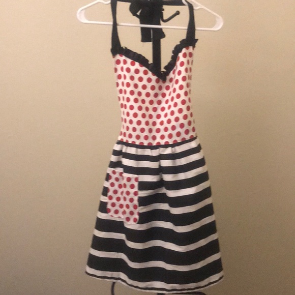 Dress - Picture 2 of 6